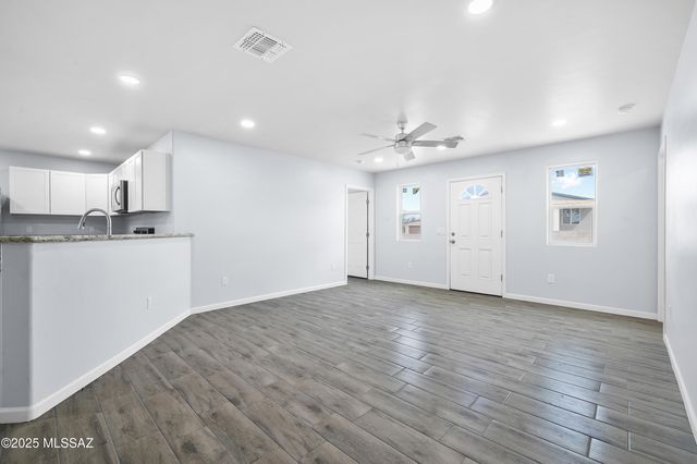 115 S Richmond Drive, Vail, AZ 85641