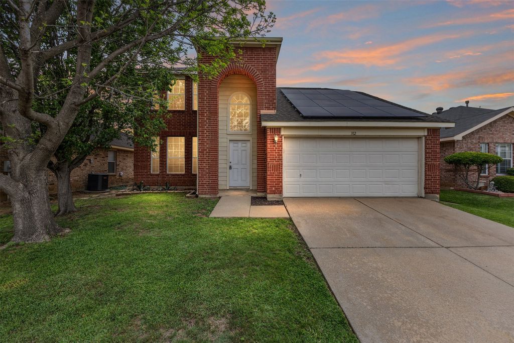 312 Elk Run Drive, Fort Worth, TX 76140 — exterior