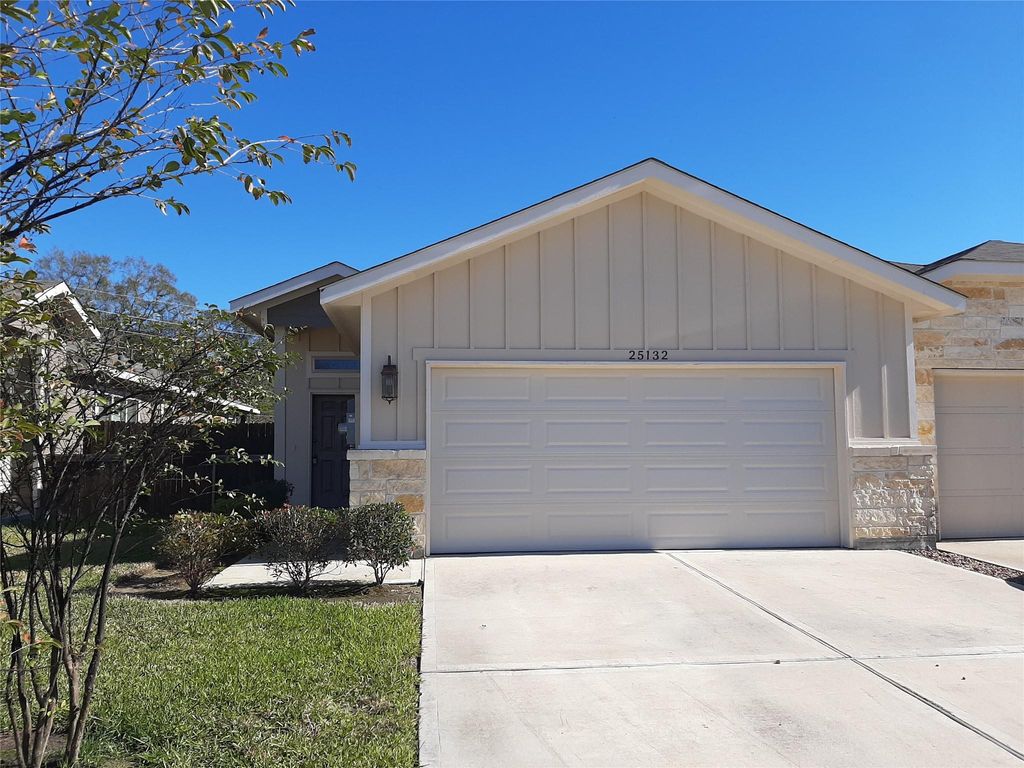 25132 Pacific Wren Drive, Magnolia, TX 77354