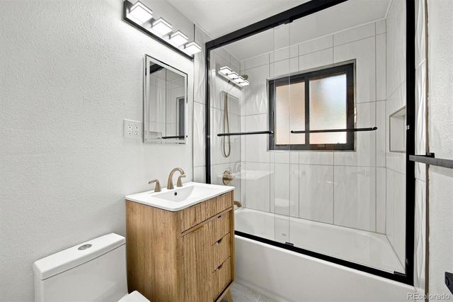 13899 E 25th Avenue, Aurora, CO 80011