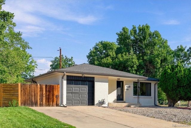 13899 E 25th Avenue, Aurora, CO 80011