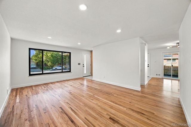 13899 E 25th Avenue, Aurora, CO 80011