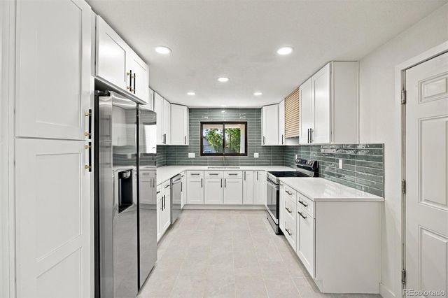 13899 E 25th Avenue, Aurora, CO 80011