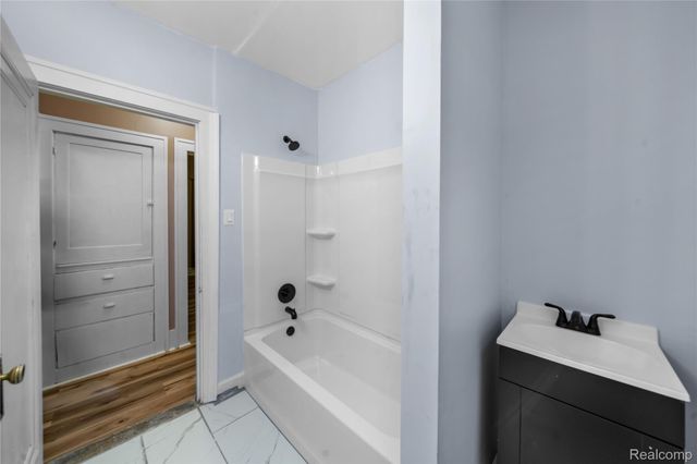 13536 Indiana Street, Detroit, MI 48238