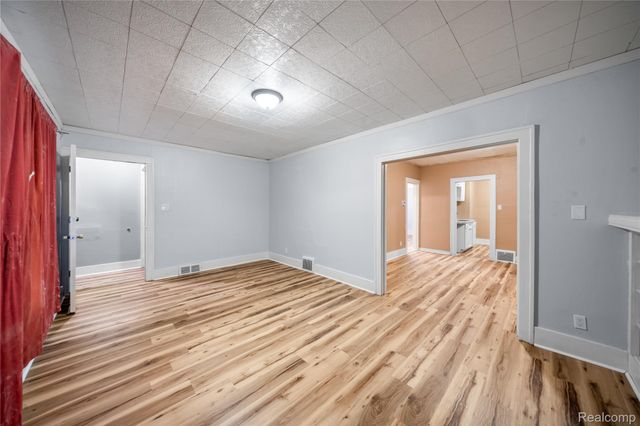 13536 Indiana Street, Detroit, MI 48238