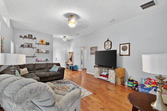 15174 BAREBACK Drive, Jacksonville, FL 32234