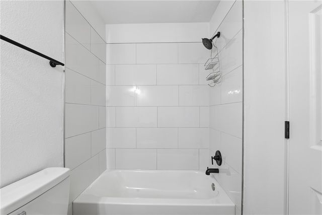 2404 SE Jayel Terrace 3, Bentonville, AR 72712