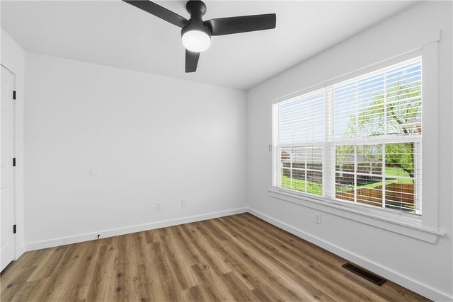 2404 SE Jayel Terrace 3, Bentonville, AR 72712