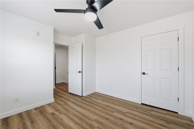 2404 SE Jayel Terrace 3, Bentonville, AR 72712