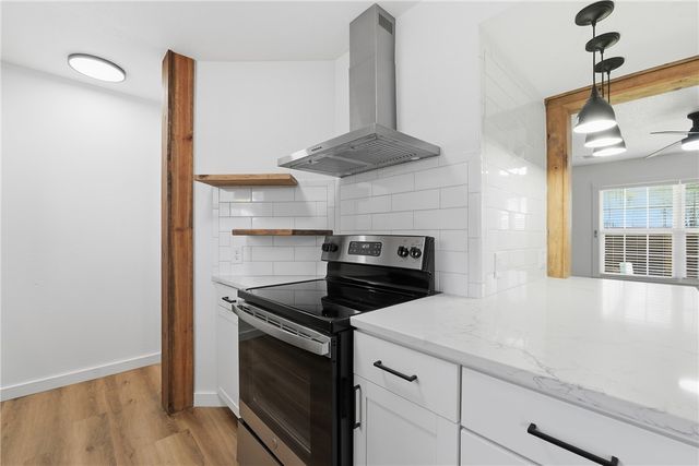 2404 SE Jayel Terrace 3, Bentonville, AR 72712