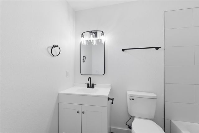 2404 SE Jayel Terrace 3, Bentonville, AR 72712