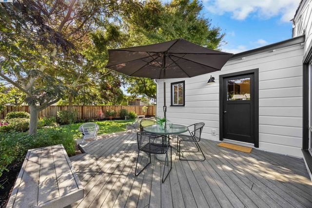 1553 Stafford Ave, Hayward, CA 94541