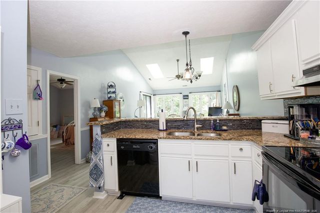 179 Cranes Cove, Vass, NC 28394