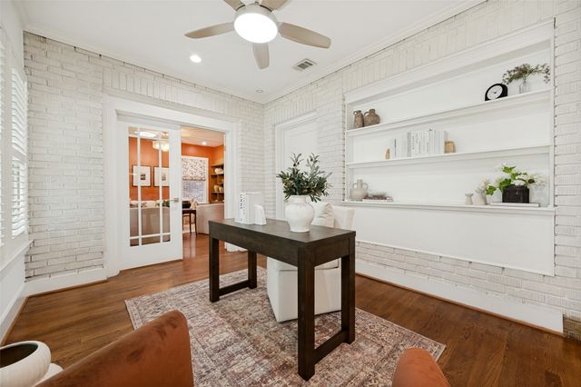 5211 Goodwin Avenue, Dallas, TX 75206
