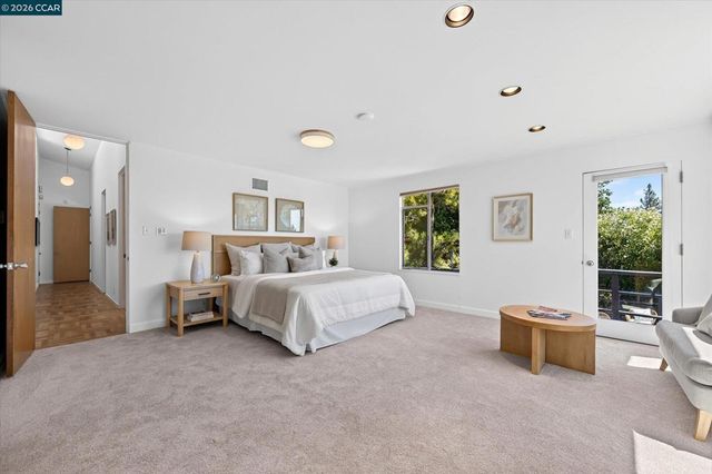 20 Donald Dr, Orinda, CA 94563