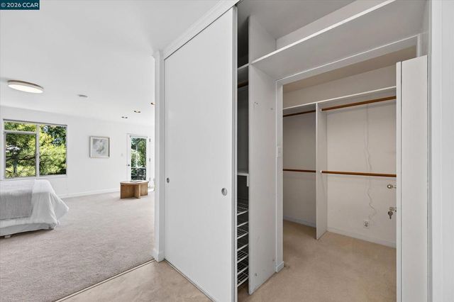 20 Donald Dr, Orinda, CA 94563