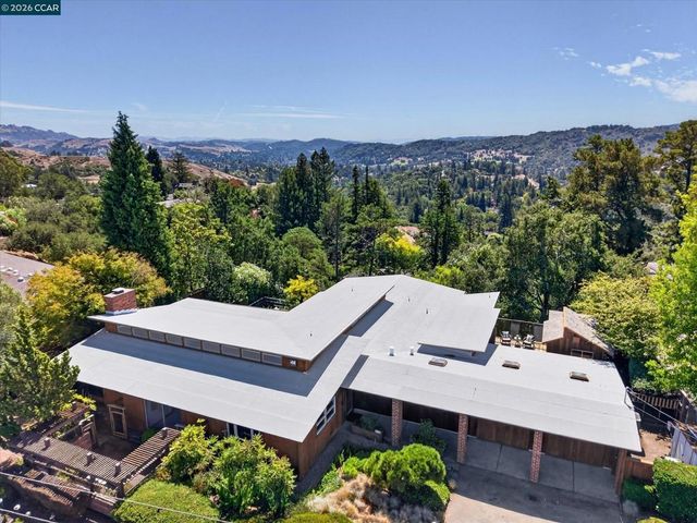20 Donald Dr, Orinda, CA 94563