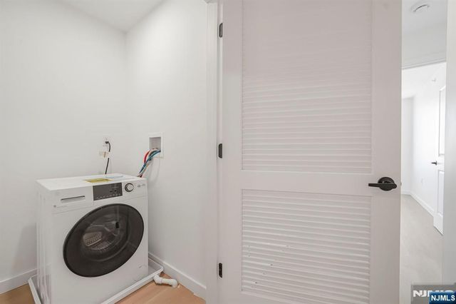 1 Mallory 506, Jersey City, NJ 07305