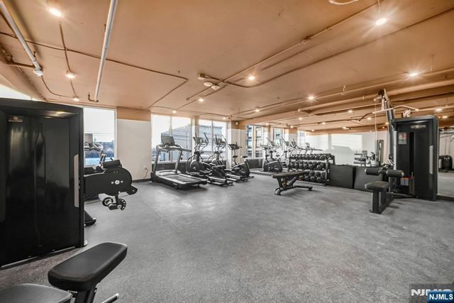 1 Mallory 506, Jersey City, NJ 07305