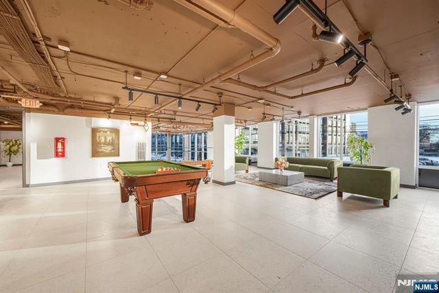 1 Mallory 506, Jersey City, NJ 07305