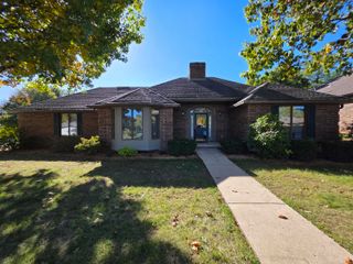 2350 East Inman Street, Springfield, MO 65804