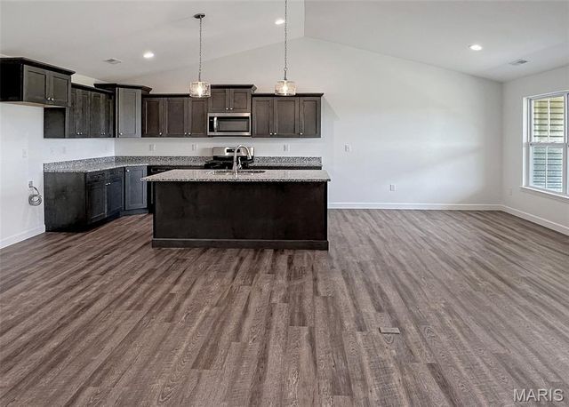 26 Sonata Lane, Troy, IL 62294