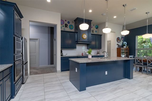 217 Hillstone Drive, Midlothian, TX 76065