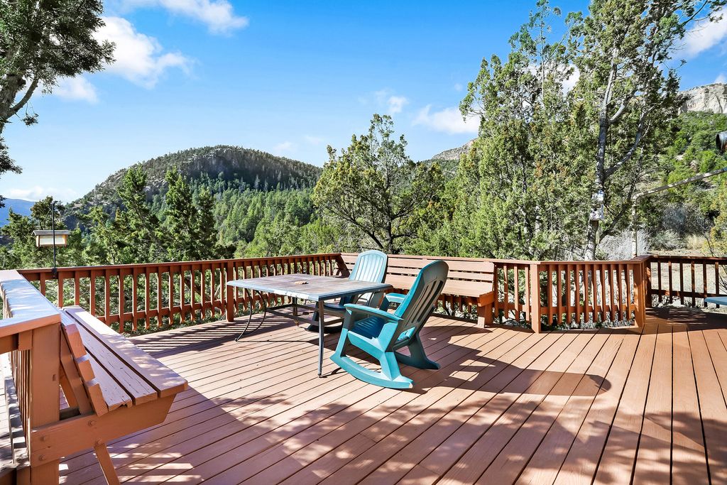 Image 6 of property listing at 87 Redondo Road, Jemez Springs, NM 87025