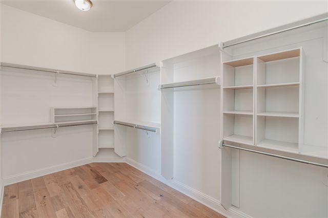 2386 Riverfront Lane, Fayetteville, AR 72703