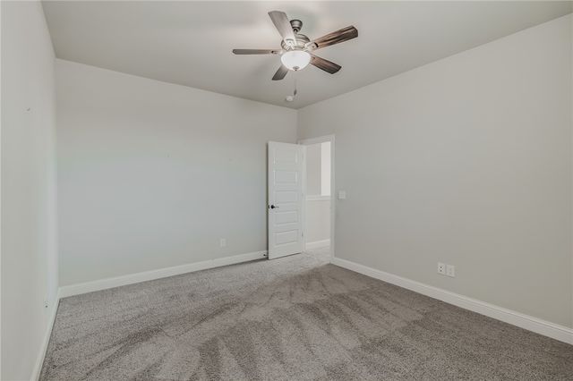 2386 Riverfront Lane, Fayetteville, AR 72703