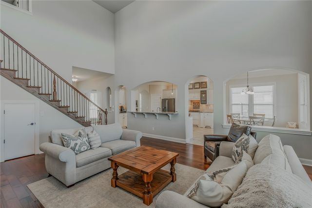 2386 Riverfront Lane, Fayetteville, AR 72703