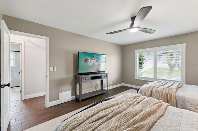 52 SEA ISLAND DRIVE N, Ormond Beach, FL 32176