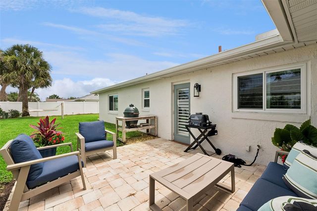 52 SEA ISLAND DRIVE N, Ormond Beach, FL 32176
