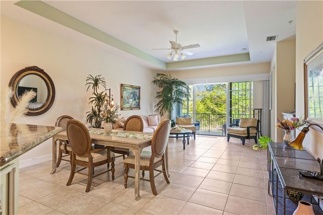 2340 Water Oak Court SW 223, Vero Beach, FL 32962