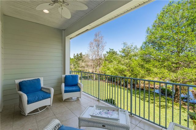 2340 Water Oak Court SW 223, Vero Beach, FL 32962