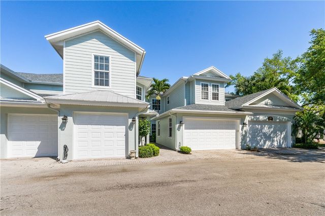 2340 Water Oak Court SW 223, Vero Beach, FL 32962