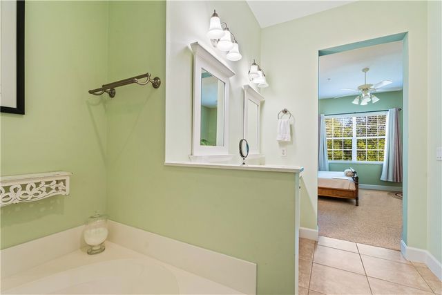 2340 Water Oak Court SW 223, Vero Beach, FL 32962
