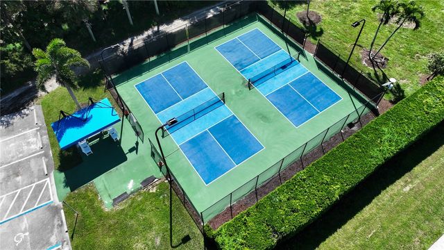 2340 Water Oak Court SW 223, Vero Beach, FL 32962