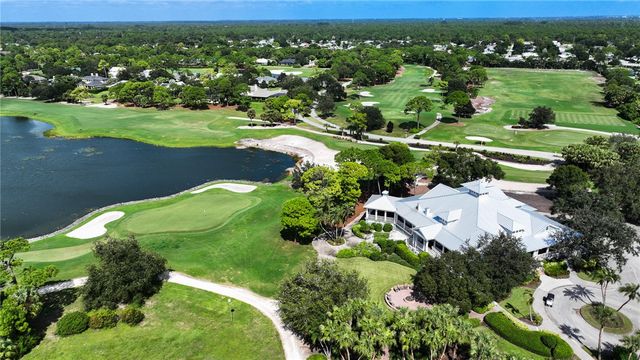 2340 Water Oak Court SW 223, Vero Beach, FL 32962