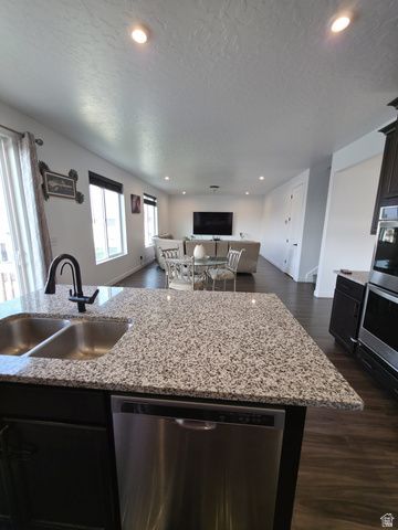 7172 W ECHOMOUNT RD, West Valley City, UT 84081