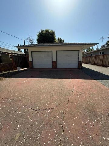 717 Ehrhorn Avenue, Mountain View, CA 94041