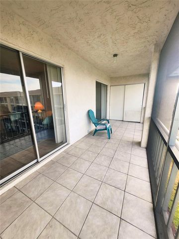 3973 LAKE BAYSHORE DRIVE 503, Bradenton, FL 34205