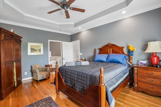 722 Courtland Ave, Clarksville, TN 37043