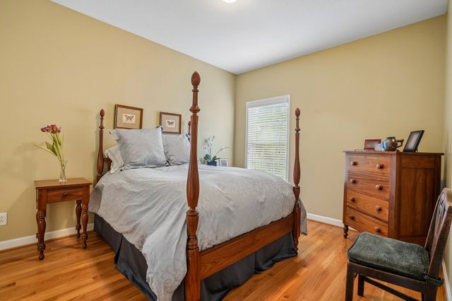 722 Courtland Ave, Clarksville, TN 37043