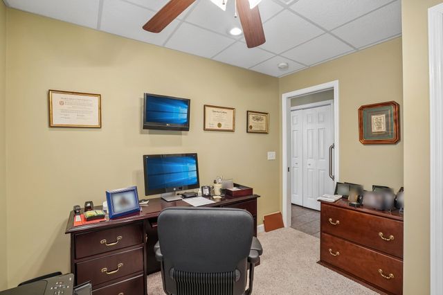 722 Courtland Ave, Clarksville, TN 37043