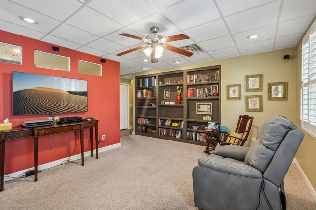 722 Courtland Ave, Clarksville, TN 37043