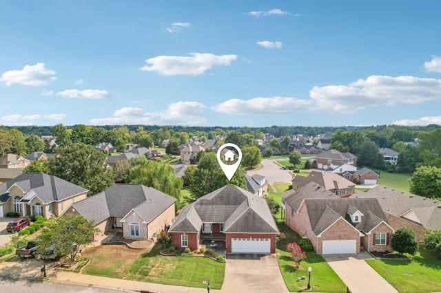 722 Courtland Ave, Clarksville, TN 37043