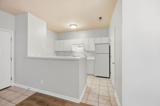 1600 Long Grove Drive 1422, Mount Pleasant, SC 29464