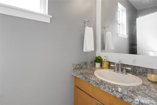 2023 Kennewick Place NE, Renton, WA 98056