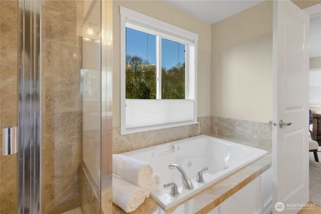 2023 Kennewick Place NE, Renton, WA 98056